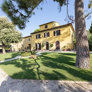 https://villa-bracali.it-tuscanyhotel.com